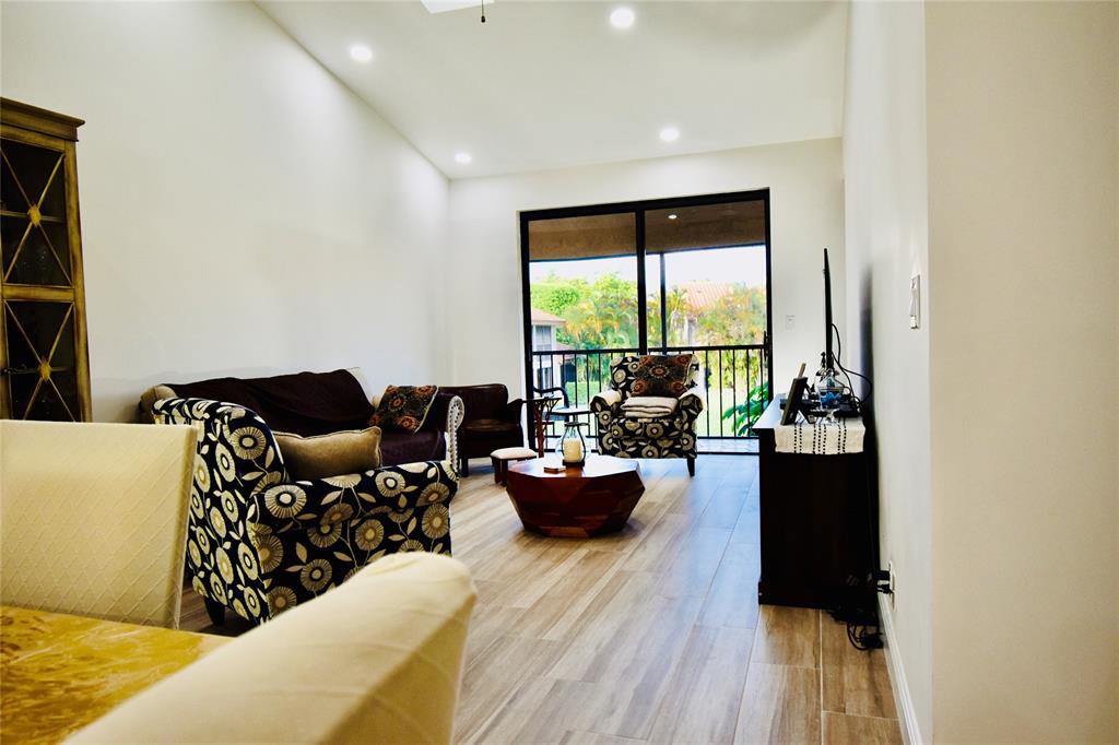 7917 La Mirada Drive Boca Raton, FL 33433 - Photo 12 of 28