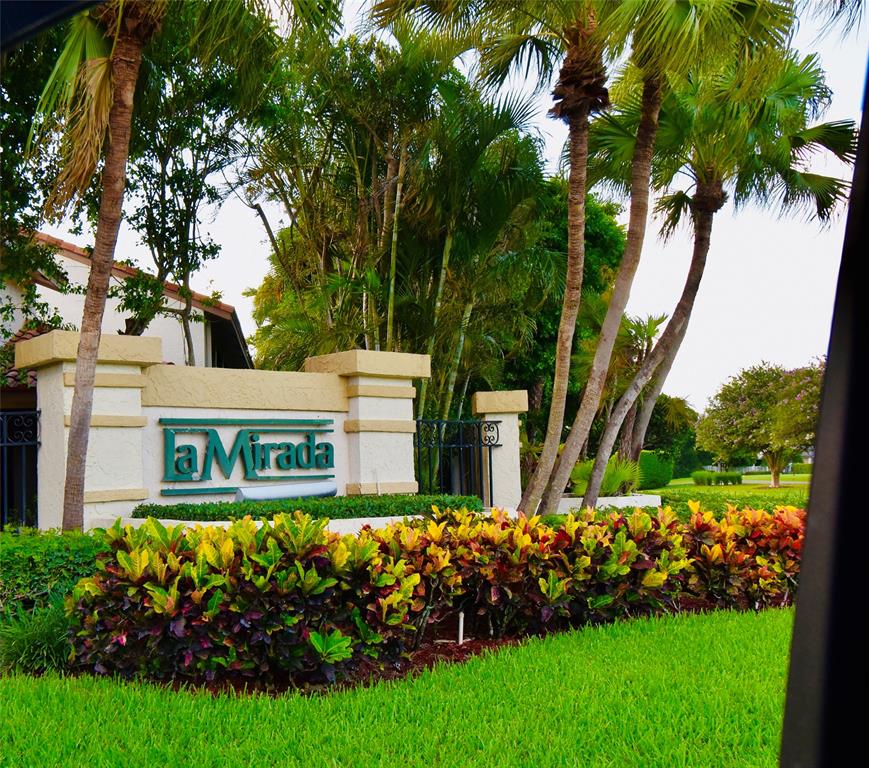 7917 La Mirada Drive Boca Raton, FL 33433 - Photo 2 of 28