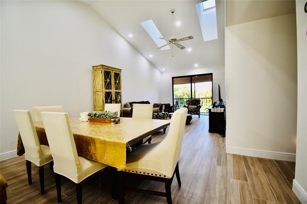 7917 La Mirada Drive Boca Raton, FL 33433 - Photo 8 of 28