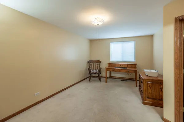 $260,000 | 1068 Serendipity Drive, Aurora, IL 60504
