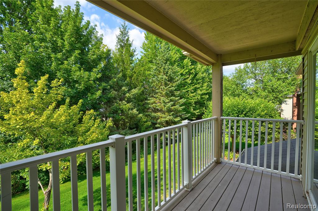4163 Hampton Ridge Boulevard Howell, MI 48843 - Photo 9 of 23 Gallery Image 9