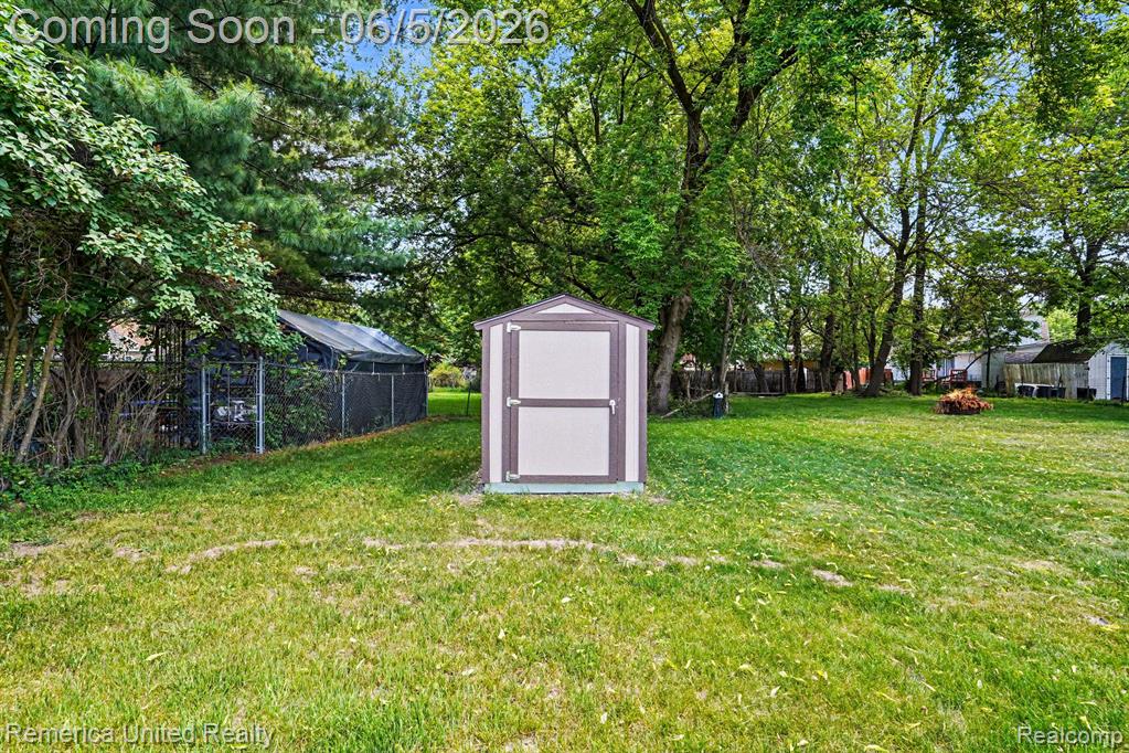 1024 Lee Street Fenton, MI 48430 - Photo 24 of 32