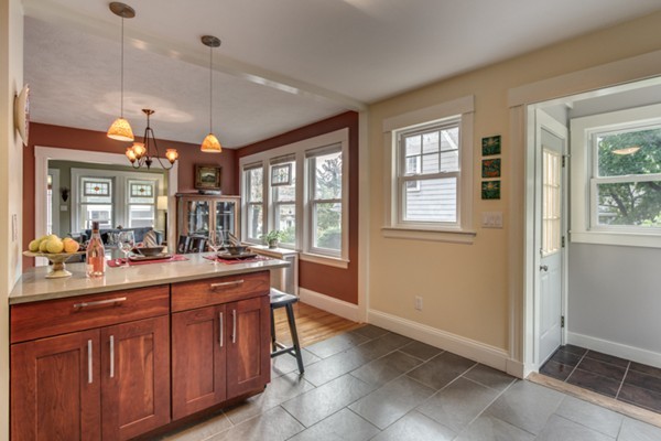 42 Prentice Street Waltham, MA 02451 - Photo 16 of 30 Gallery Image 16