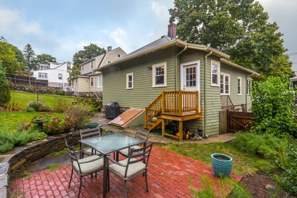 42 Prentice Street Waltham, MA 02451 - Photo 28 of 30 Gallery Image 28
