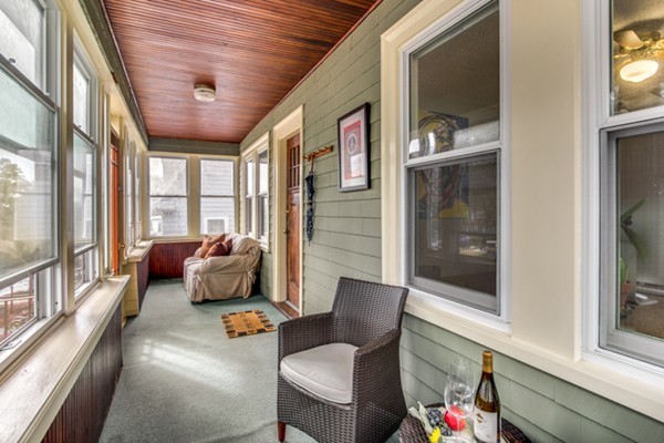 42 Prentice Street Waltham, MA 02451 - Photo 6 of 30 Gallery Image 6