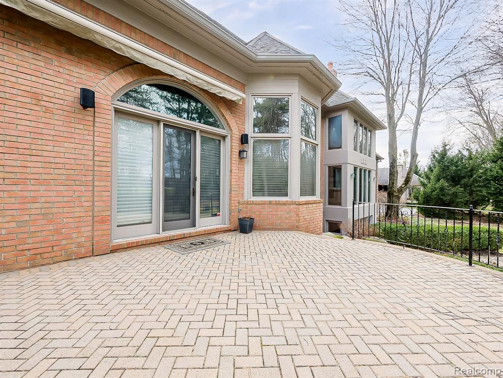 3586 Walnut Brook Drive Rochester Hills, MI 48309 - Photo 71 of 82