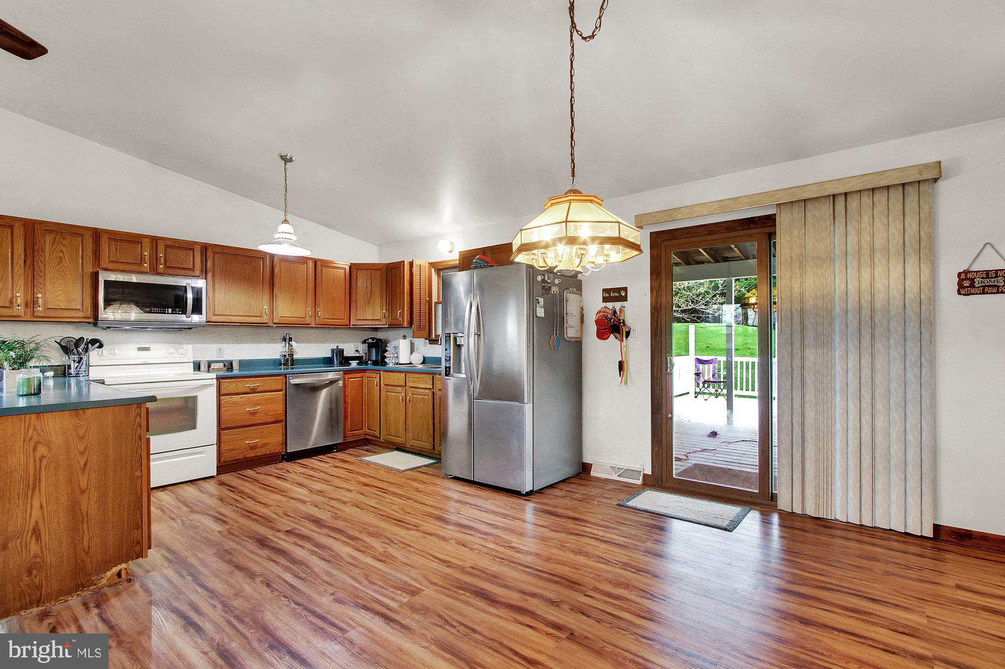 4651 Admire Road Thomasville, PA 17364 - Photo 8 of 29 Gallery Image 8