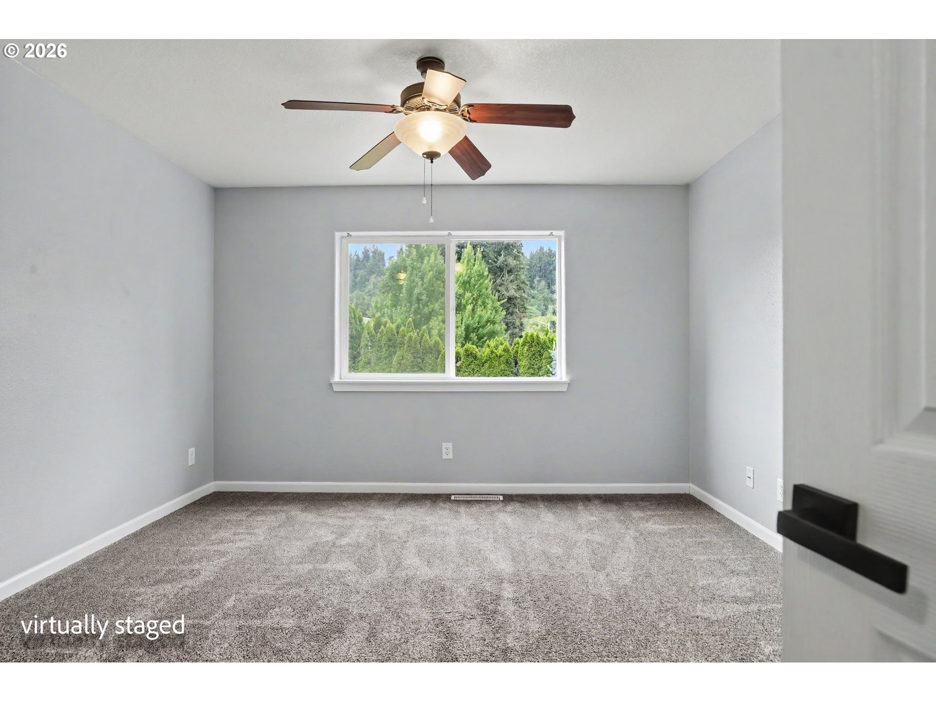418 Walnut Way Silverton, OR 97381 - Photo 20 of 33 Bedroom