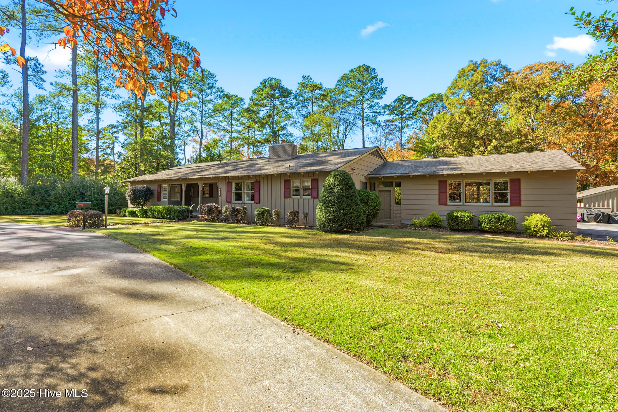 703 Stanley Avenue Rockingham, NC 28379 - Photo 3 of 73 703 Stanley Ave