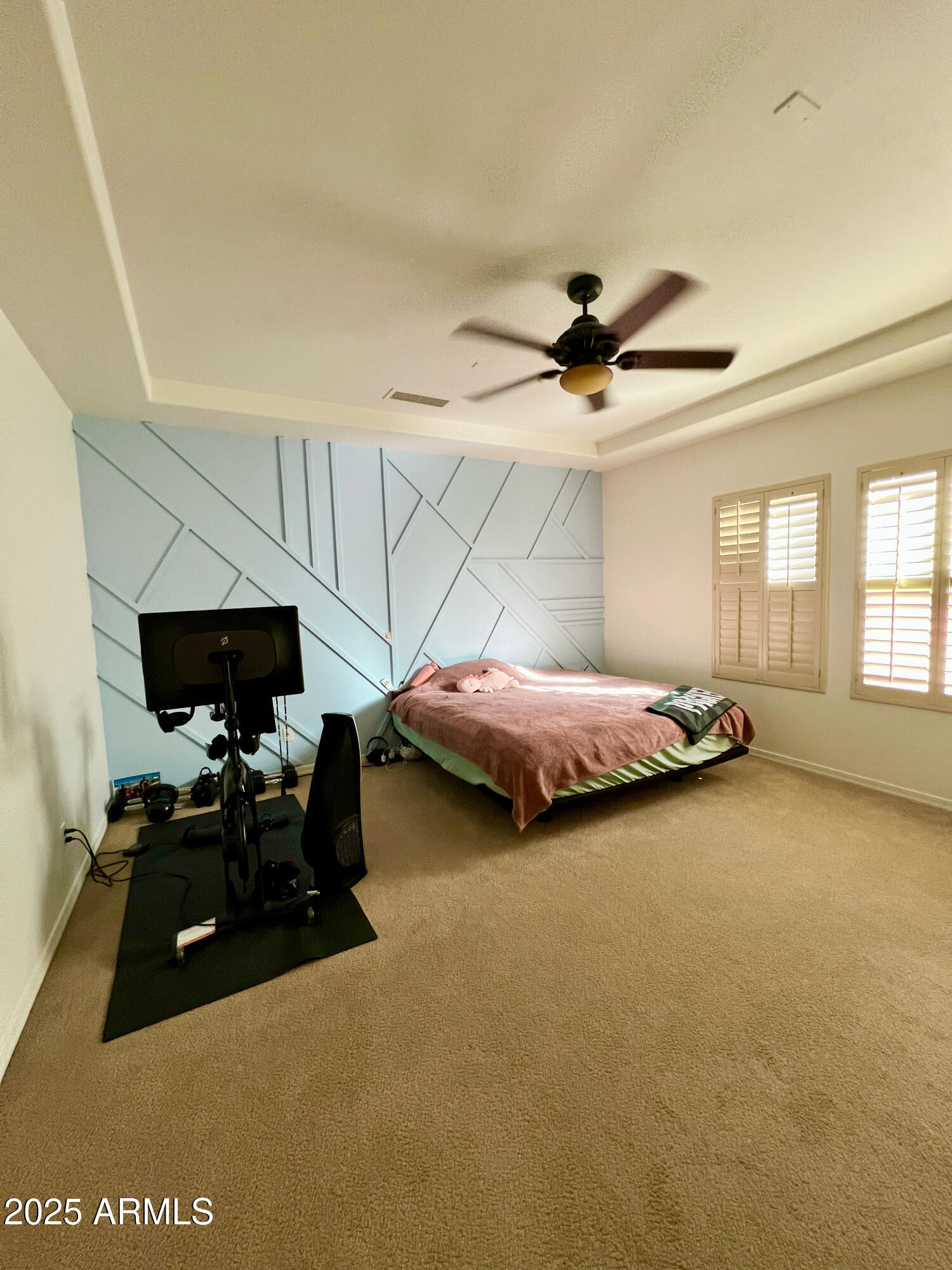 8131 North 13th Way Phoenix, AZ 85020 - Photo 15 of 25 a bedroom with bed and window