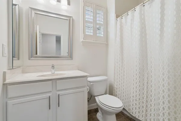 $575,000 | 9505 Rivercrest Drive, Denton, TX 76207