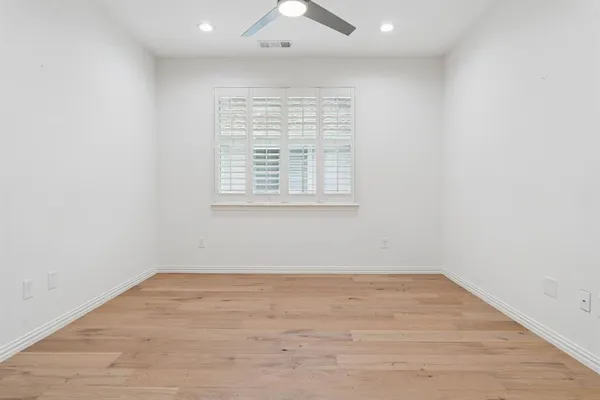 $575,000 | 9505 Rivercrest Drive, Denton, TX 76207