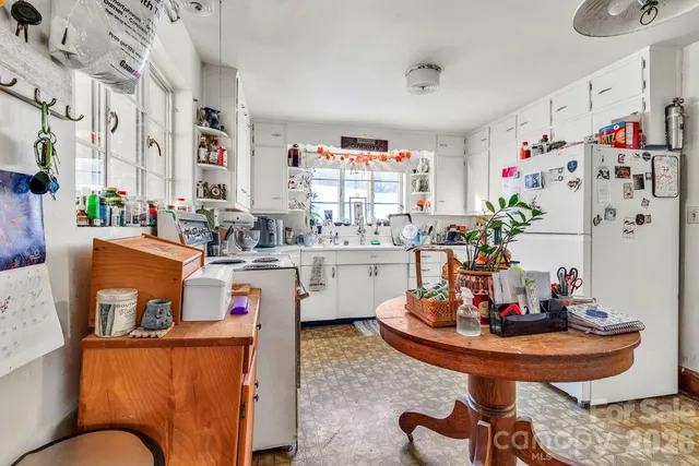 a view of a storage & utility room