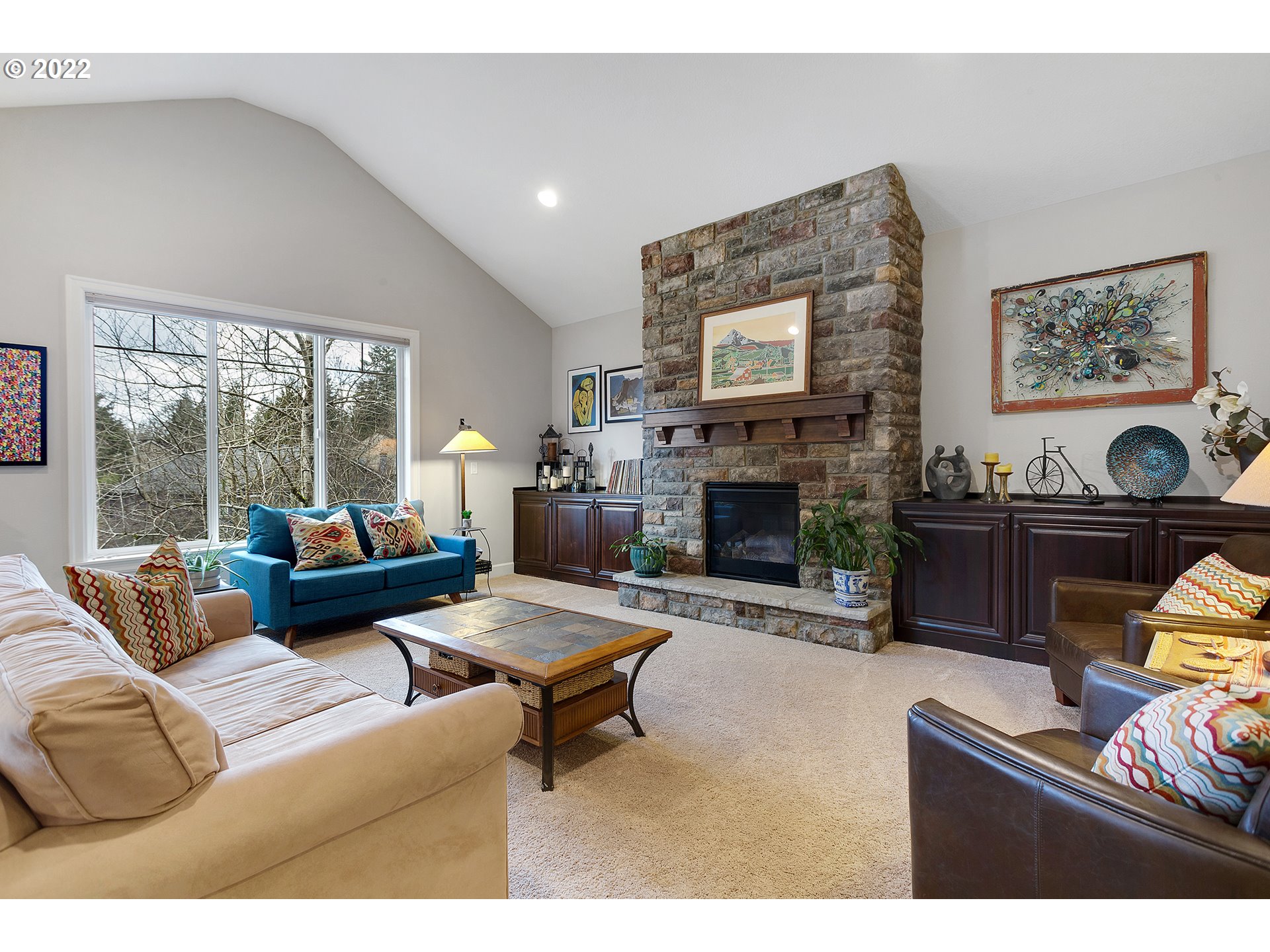 18582 Bryant Road Lake Oswego, OR 97034 - Photo 4 of 30 Gallery Image 4