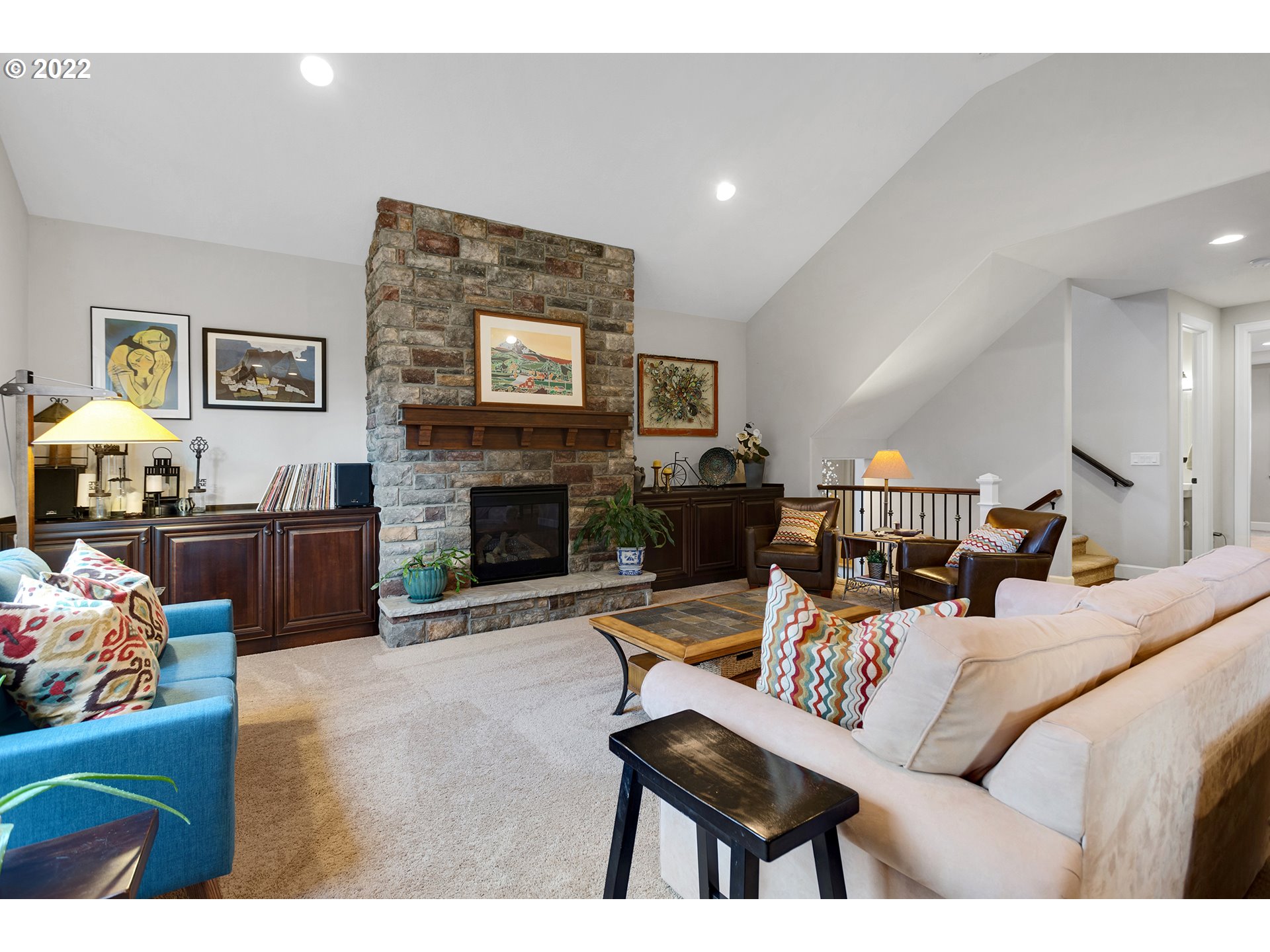 18582 Bryant Road Lake Oswego, OR 97034 - Photo 6 of 30 Gallery Image 6