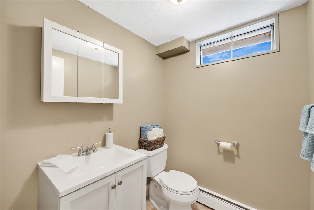 26 Andover Road Longmeadow, MA 01106 - Photo 25 of 36
