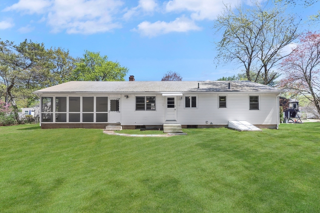 26 Andover Road Longmeadow, MA 01106 - Photo 33 of 36