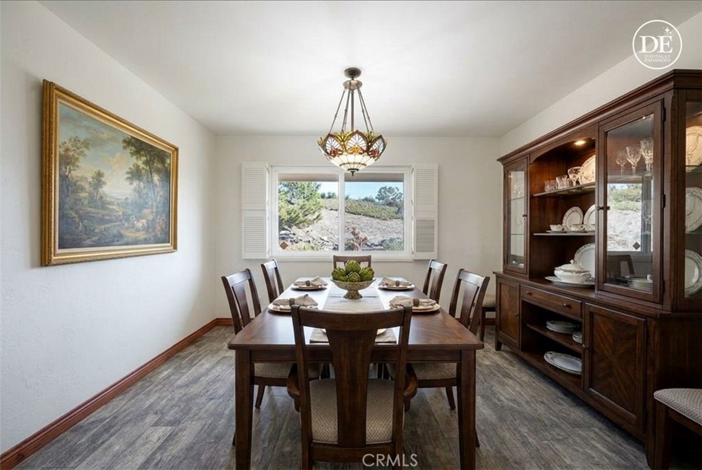 1509 Macadamia Drive Fallbrook, CA 92028 - Photo 29 of 50 Dining room