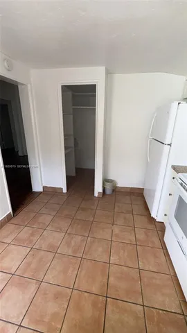 a view of a utility room