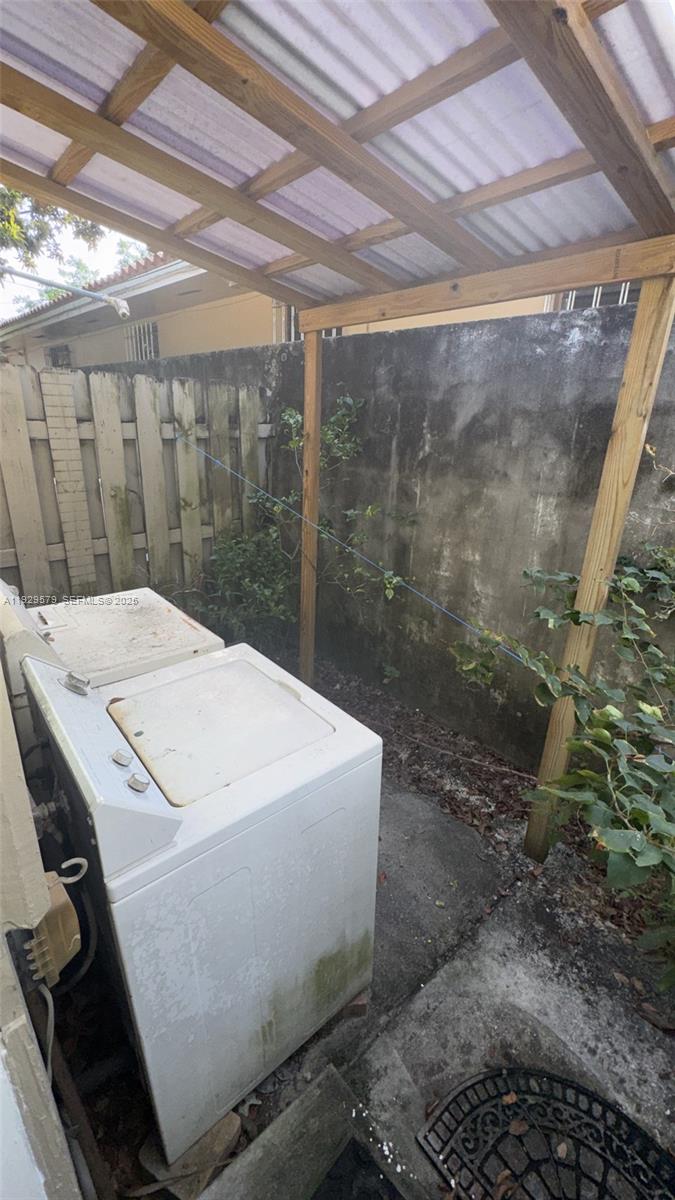 2430 Southwest 25th Terrace, Unit A Miami, FL 33133 - Photo 17 of 19