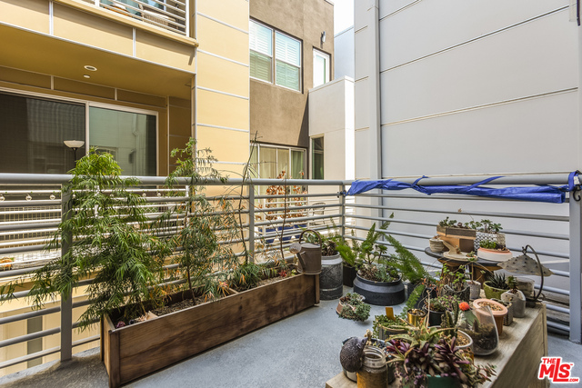 2209 Polyscope Place Los Angeles, CA 90026 - Photo 18 of 30