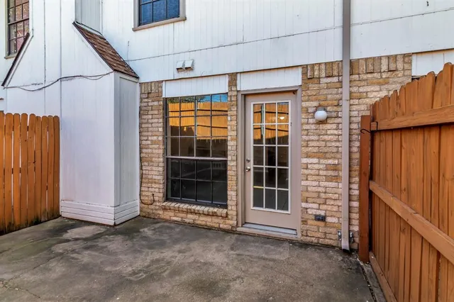 $675,000 | 2903 Sappington Place, Fort Worth, TX 76116
