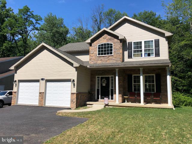 1070 Shelbourne Road Reading, PA 19606 - Photo 1 of 35 Front