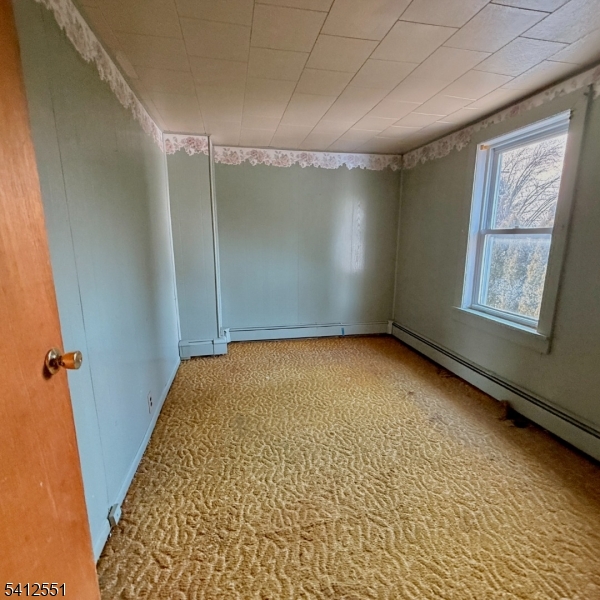 2720 River Road Phillipsburg, NJ 08865 - Photo 14 of 15 a view of room with window and hardwood floor