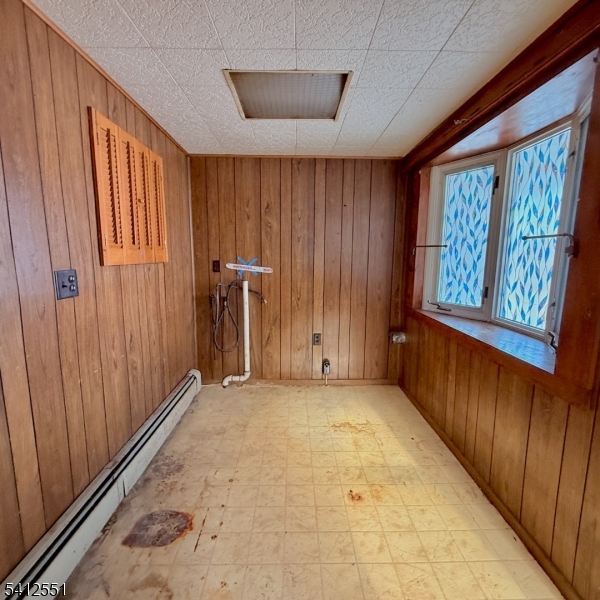 2720 River Road Phillipsburg, NJ 08865 - Photo 7 of 15 a view of an empty room with a window