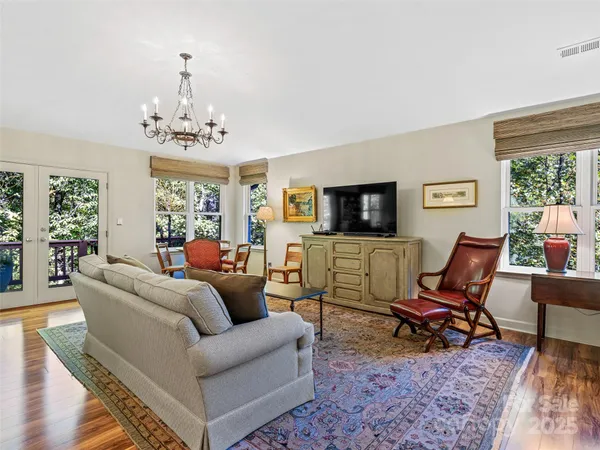 $725,000 | 73 Ridgetop Circle, Unit 303, Brevard, NC 28712