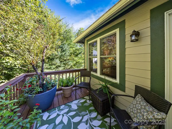 $725,000 | 73 Ridgetop Circle, Unit 303, Brevard, NC 28712