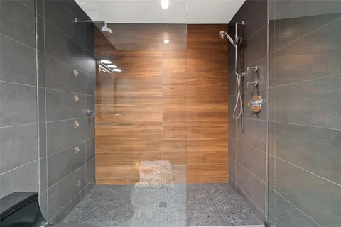 $2,875,000 | 1808 West Bearss Avenue, Tampa, FL 33613