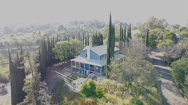 $950,000 | 8551 Windy Ridge Trail, Winters, CA 95694