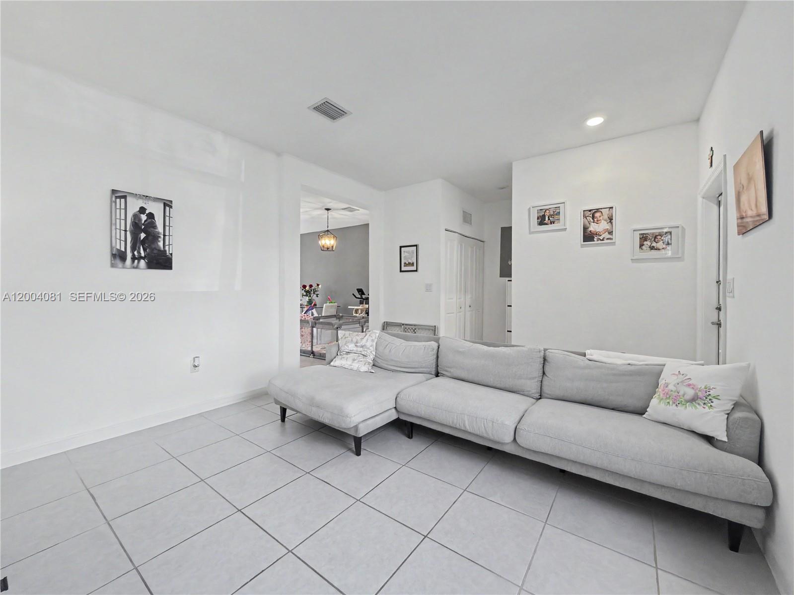 14800 Southwest 183rd Terrace Miami, FL 33187 - Photo 3 of 36 Photo 3