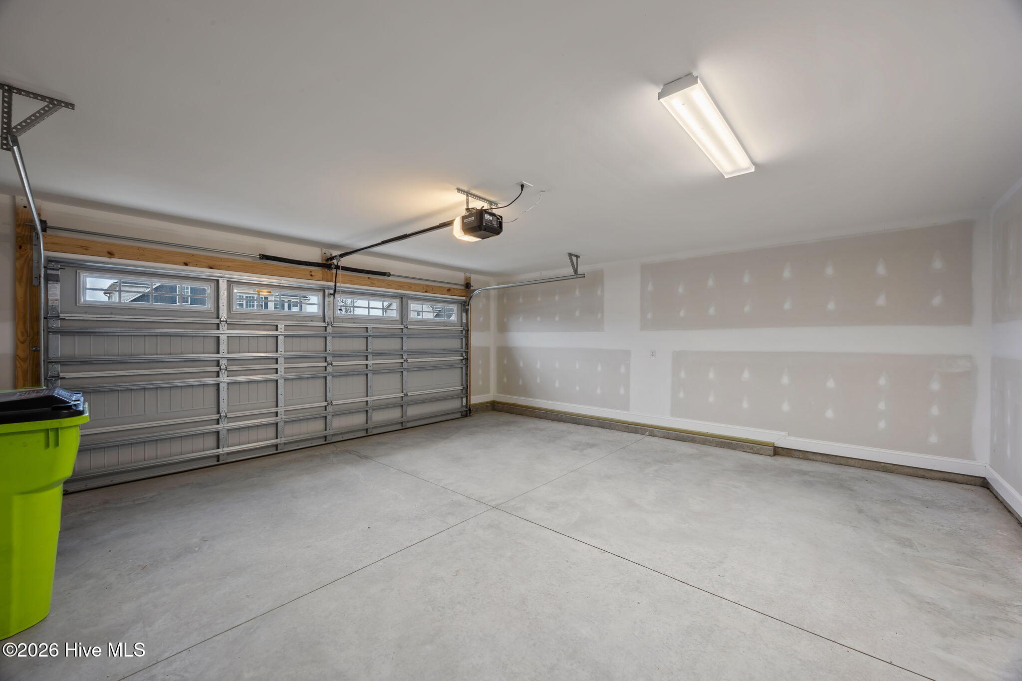 3002 Sharpnose Street New Bern, NC 28562 - Photo 31 of 53 2 car garage with finished walls ( 21' x 21').