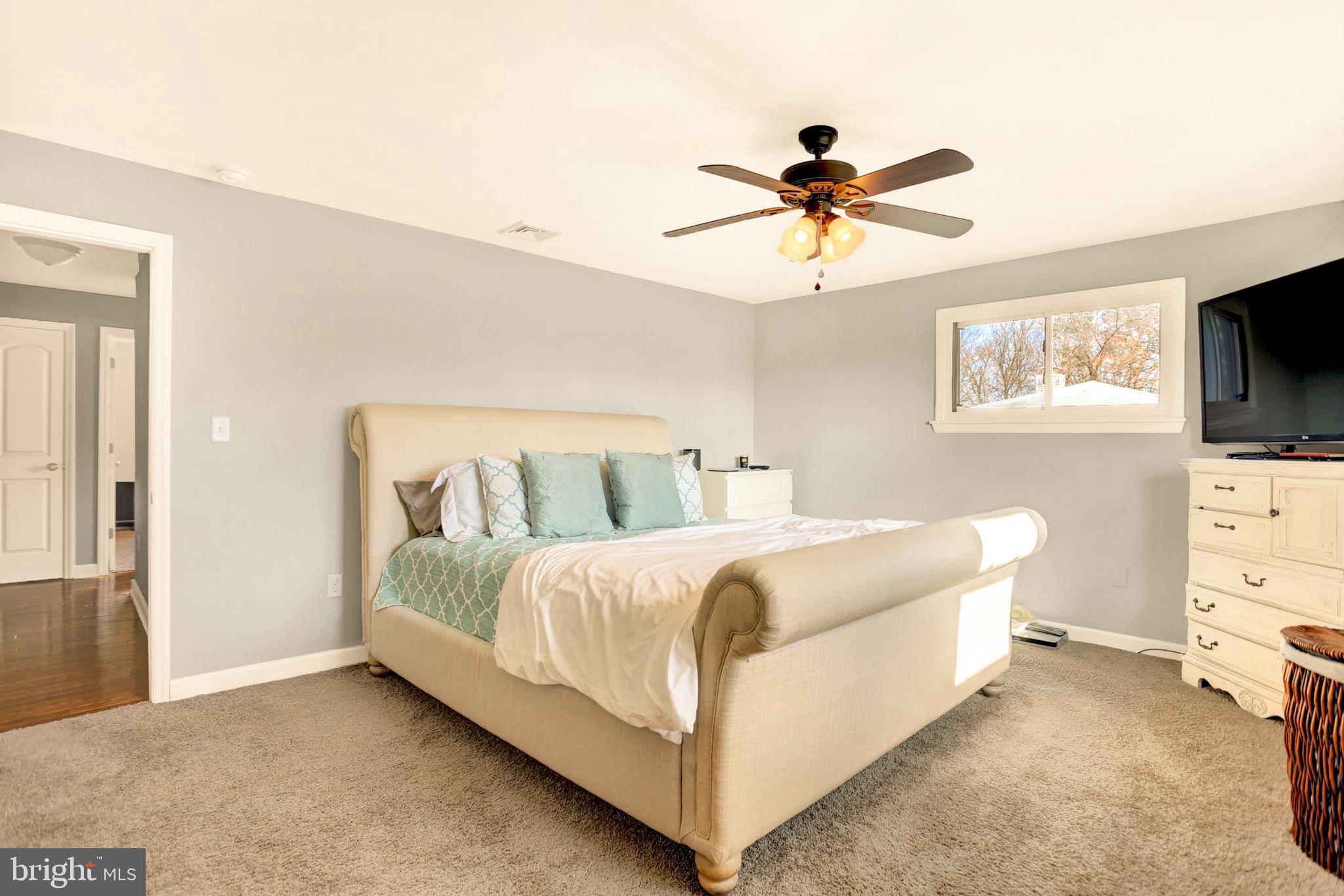 199 Ridge Hill Road Mechanicsburg, PA 17050 - Photo 21 of 36 Master Bedroom