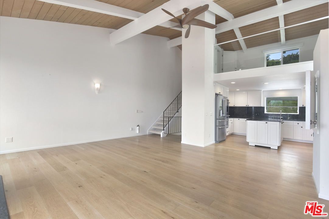 28210 Rey De Copas Lane Malibu, CA 90265 - Photo 2 of 28