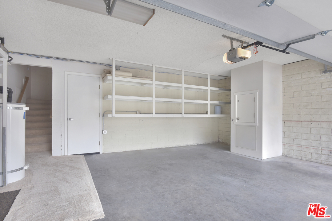 28210 Rey De Copas Lane Malibu, CA 90265 - Photo 27 of 28