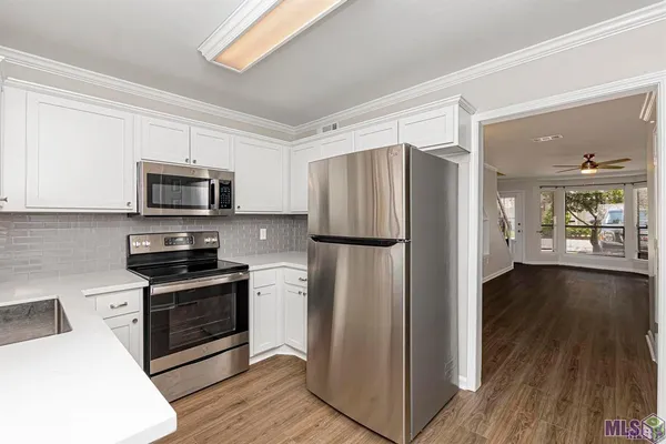 $1,450 | 9506 Jefferson Highway, Unit 27, St. George, LA 70809