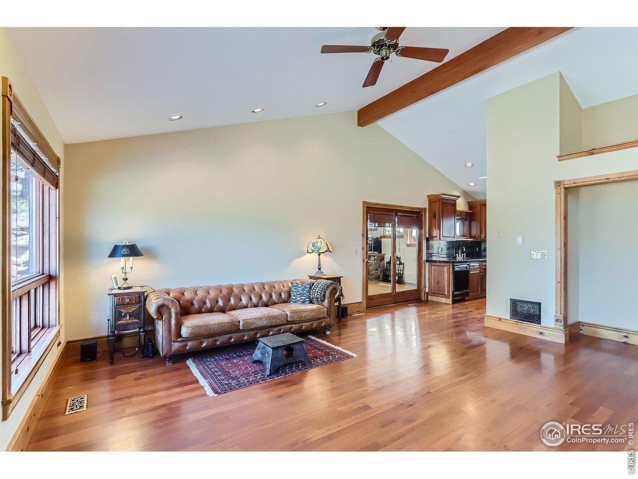 2450 Eagle Ridge Road Longmont, CO 80503 - Photo 8 of 31 Gallery Image 8
