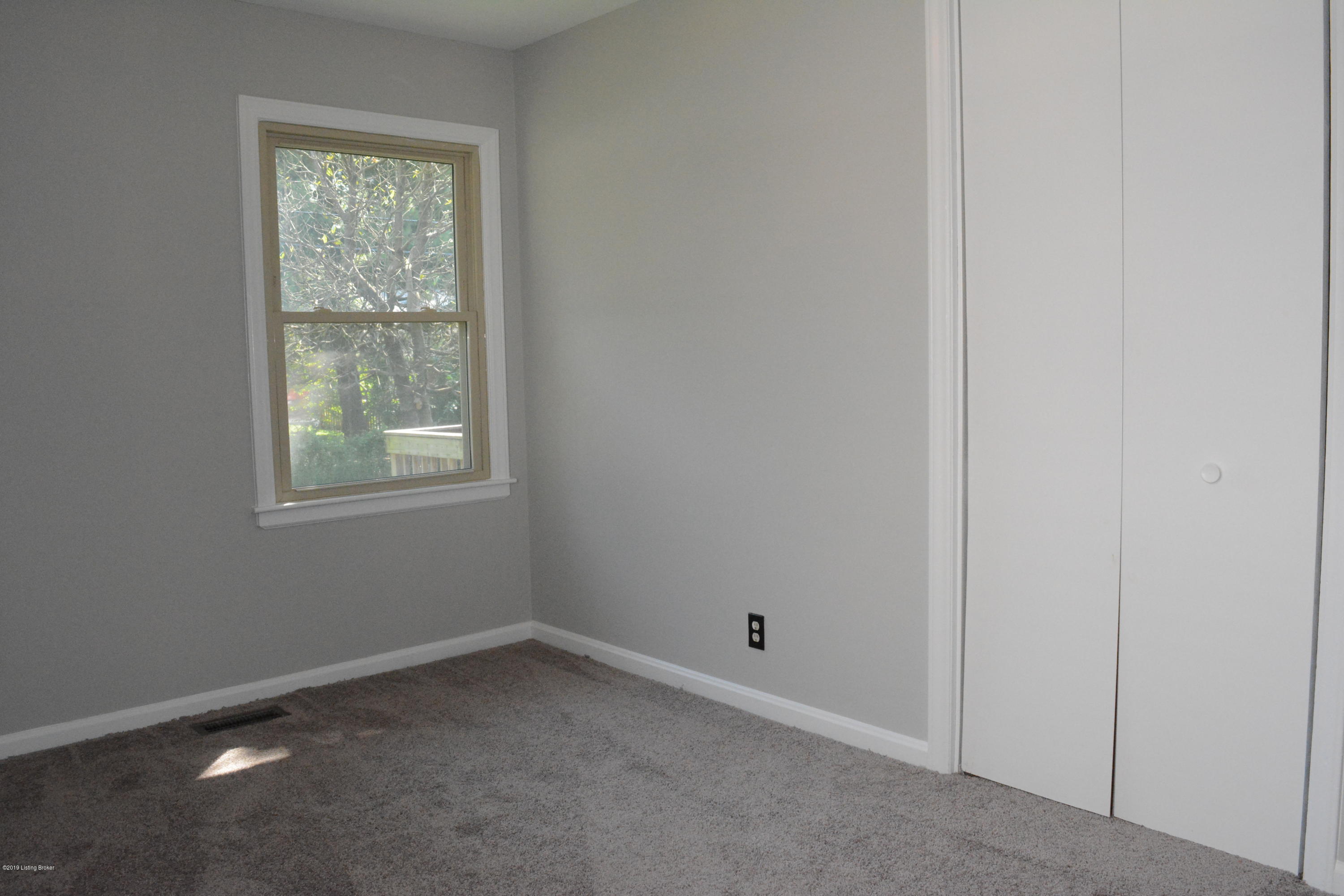 3029 Rosedale Boulevard Louisville, KY 40220 - Photo 7 of 13 New carpet in 1st Floor Bedrooms