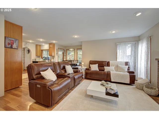 $544,900 | 1758 Northwest 18th Court, Gresham, OR 97030