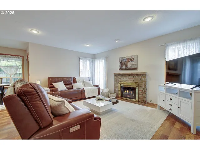 $544,900 | 1758 Northwest 18th Court, Gresham, OR 97030