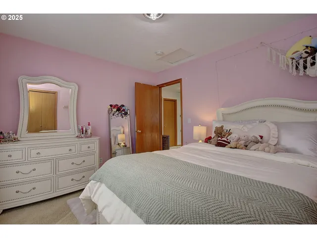 $544,900 | 1758 Northwest 18th Court, Gresham, OR 97030