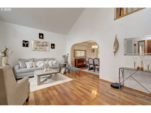 $544,900 | 1758 Northwest 18th Court, Gresham, OR 97030