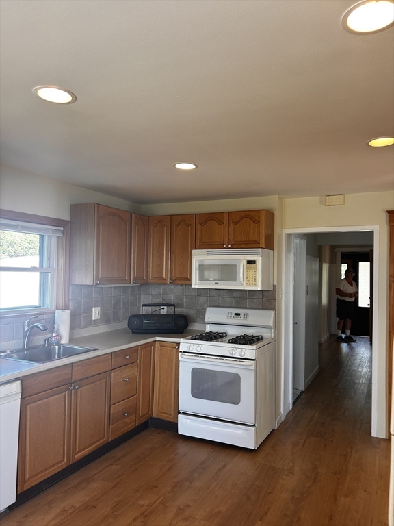109 Coleridge Street, Unit 1 Boston, MA 02128 - Photo 3 of 28