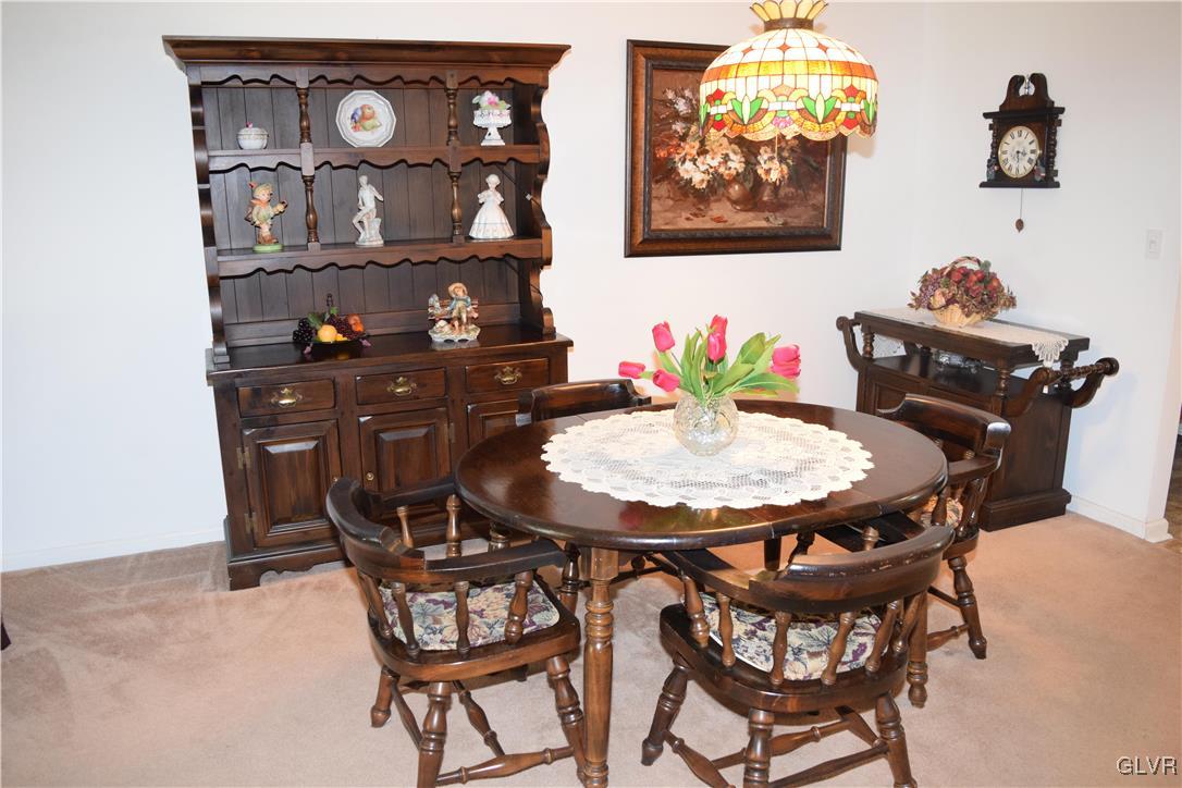 1432 Upstream Farm Road Easton, PA 18040 - Photo 5 of 13 Gallery Image 5