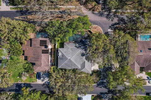 $975,000 | 902 Marco Drive Northeast, St. Petersburg, FL 33702