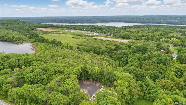 $545,000 | 715 Broadway, Esopus, NY 12487