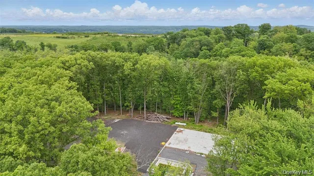 $545,000 | 715 Broadway, Esopus, NY 12487